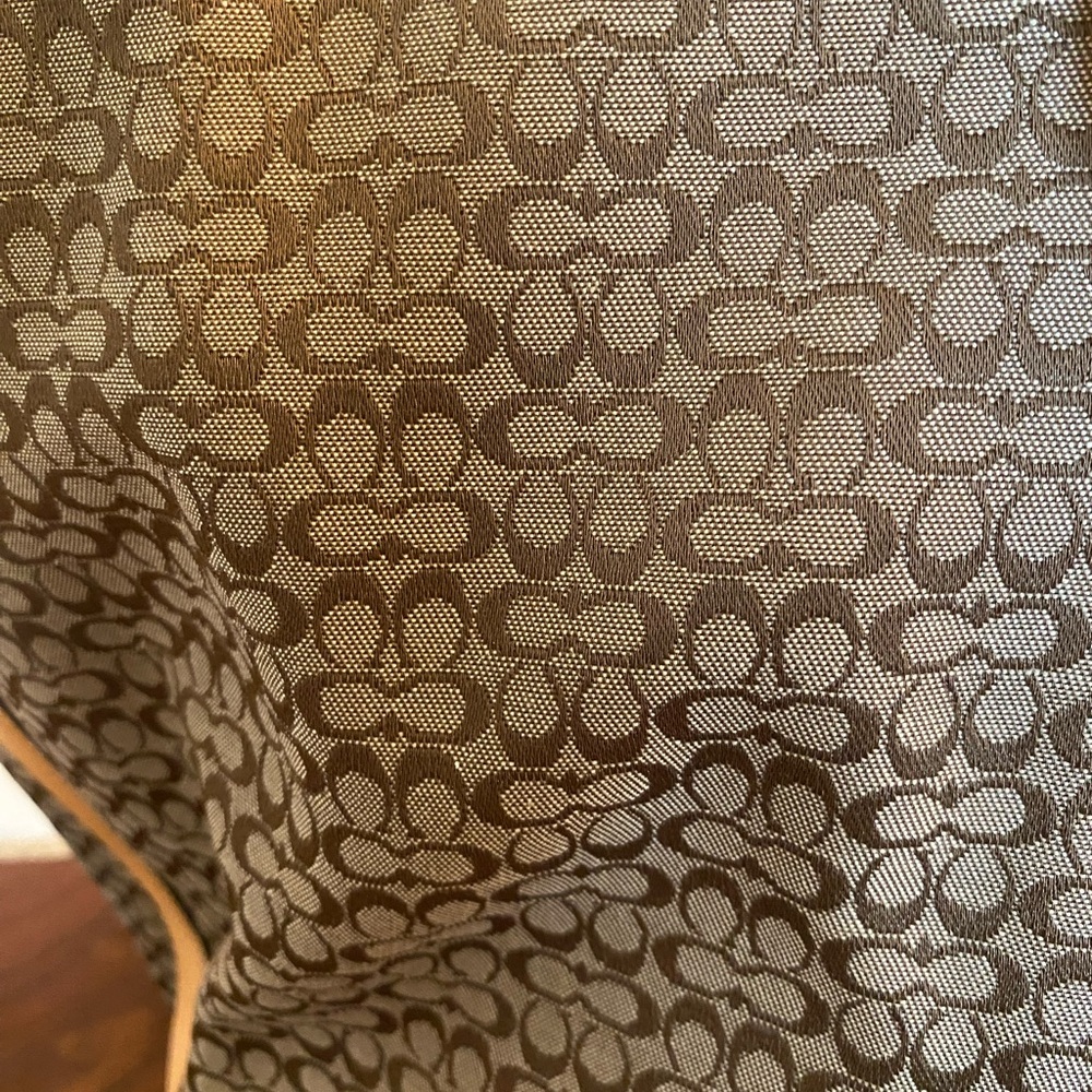 Coach Weekender - Picture 2 of 13